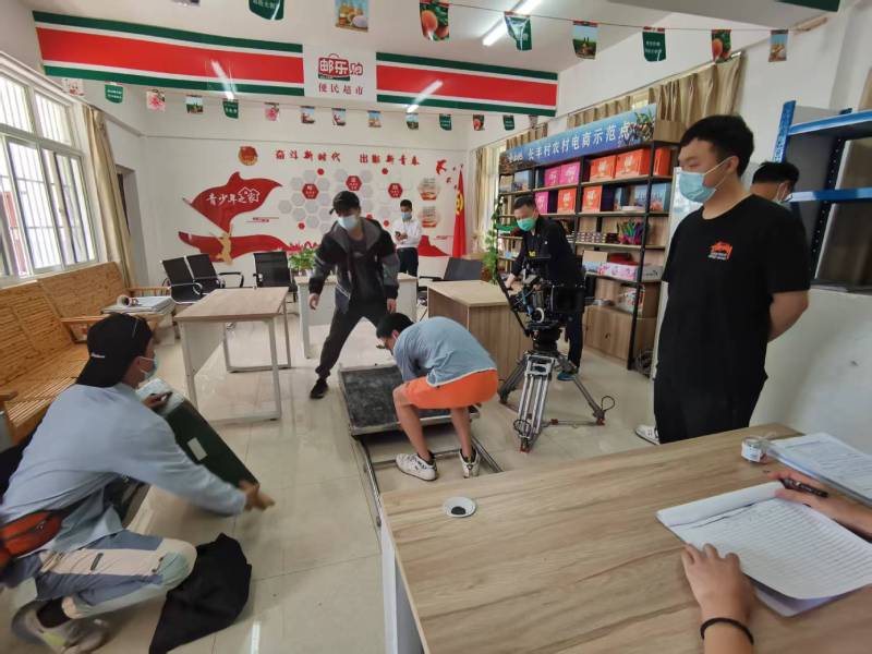 昆都仑区广告片拍摄公司：极简主义践行者，少即是多的视觉哲学